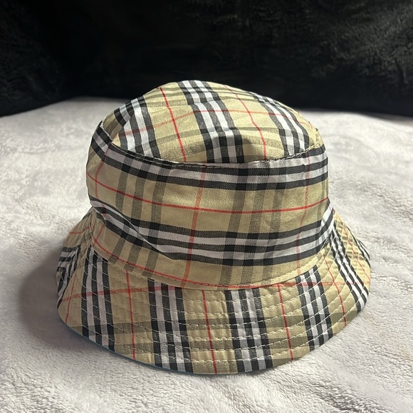 Bucket hat - Picture 2 of 2